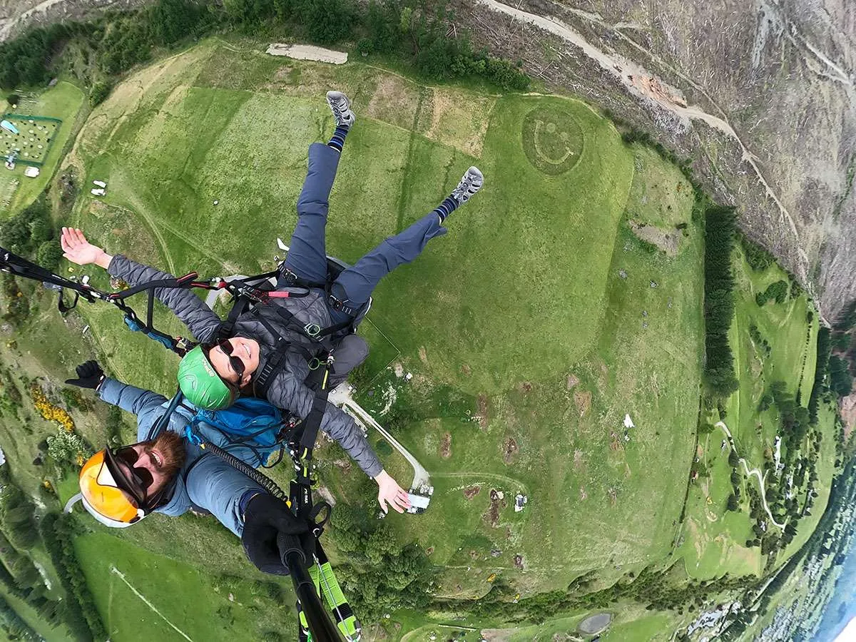 Paragliding in New Zealand