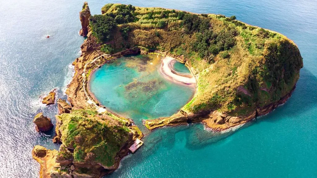 Vila Franca do Campo Islet
